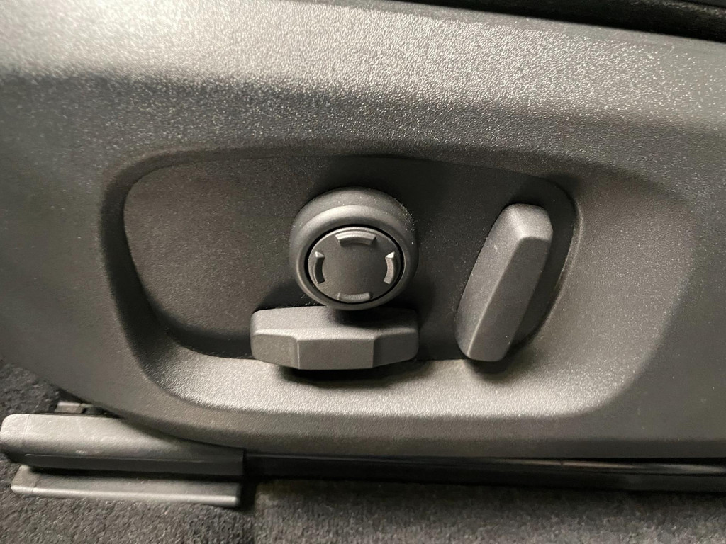 Land Rover RANGE ROVER EVOQUE 2.0 Si4 Autobiography NAVI APPLE-CARPLAY 36
