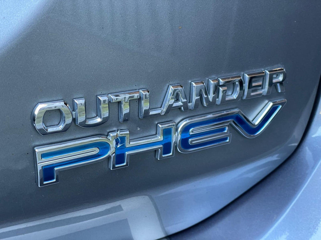 Mitsubishi Outlander 2.4 PHEV Intense+ CARPLAY/ACC/RUITJES LEDER/360CAMERA 25