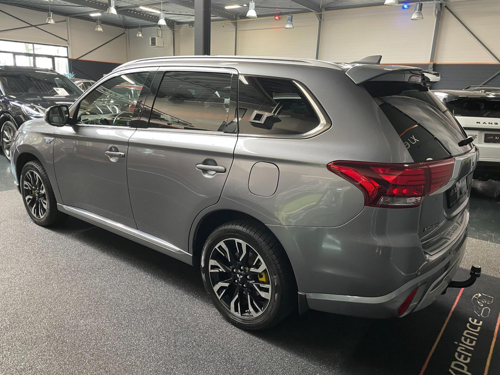 Mitsubishi Outlander 2.4 PHEV Intense+ CARPLAY/ACC/RUITJES LEDER/360CAMERA 3