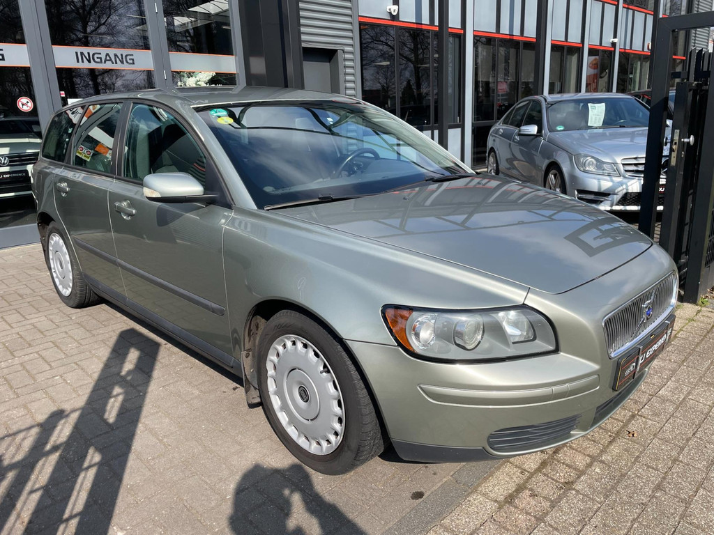 Volvo V50 2.4 AIRCO 140 PK YOUNGTIMER/TREKHAAK/AUTOMAAT 1