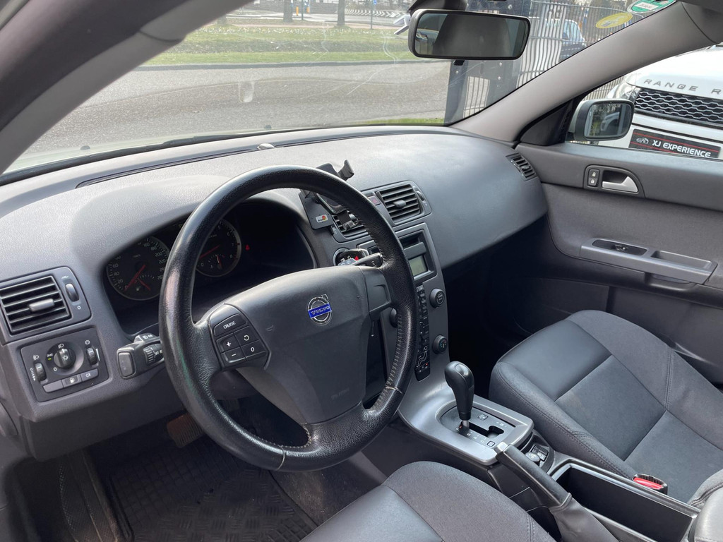 Volvo V50 2.4 AIRCO 140 PK YOUNGTIMER/TREKHAAK/AUTOMAAT 21
