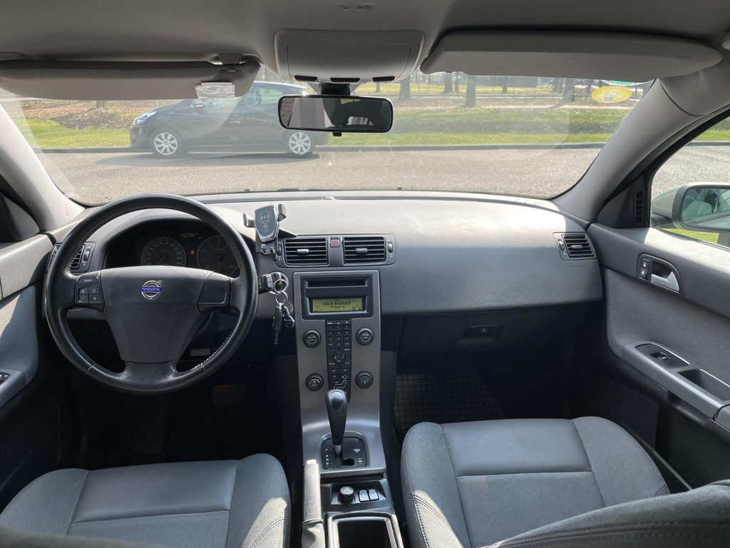 Volvo V50 2.4 AIRCO 140 PK YOUNGTIMER/TREKHAAK/AUTOMAAT 24