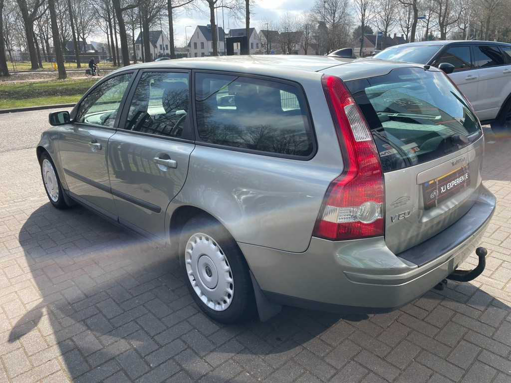 Volvo V50 2.4 AIRCO 140 PK YOUNGTIMER/TREKHAAK/AUTOMAAT 3