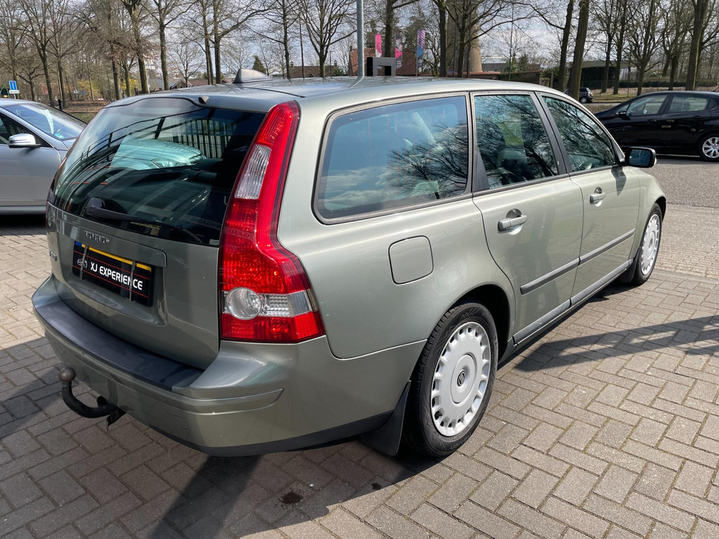 Volvo V50 2.4 AIRCO 140 PK YOUNGTIMER/TREKHAAK/AUTOMAAT 5
