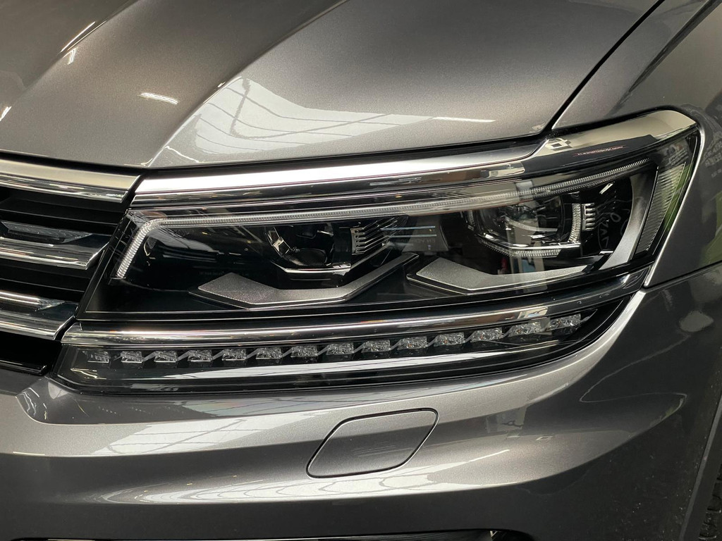 Volkswagen Tiguan 2.0 TSI 4Motion Highline 2x R-LINE PANODAK 11