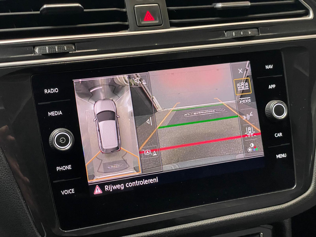 Volkswagen Tiguan 2.0 TSI 4Motion Highline 2x R-LINE PANODAK 48