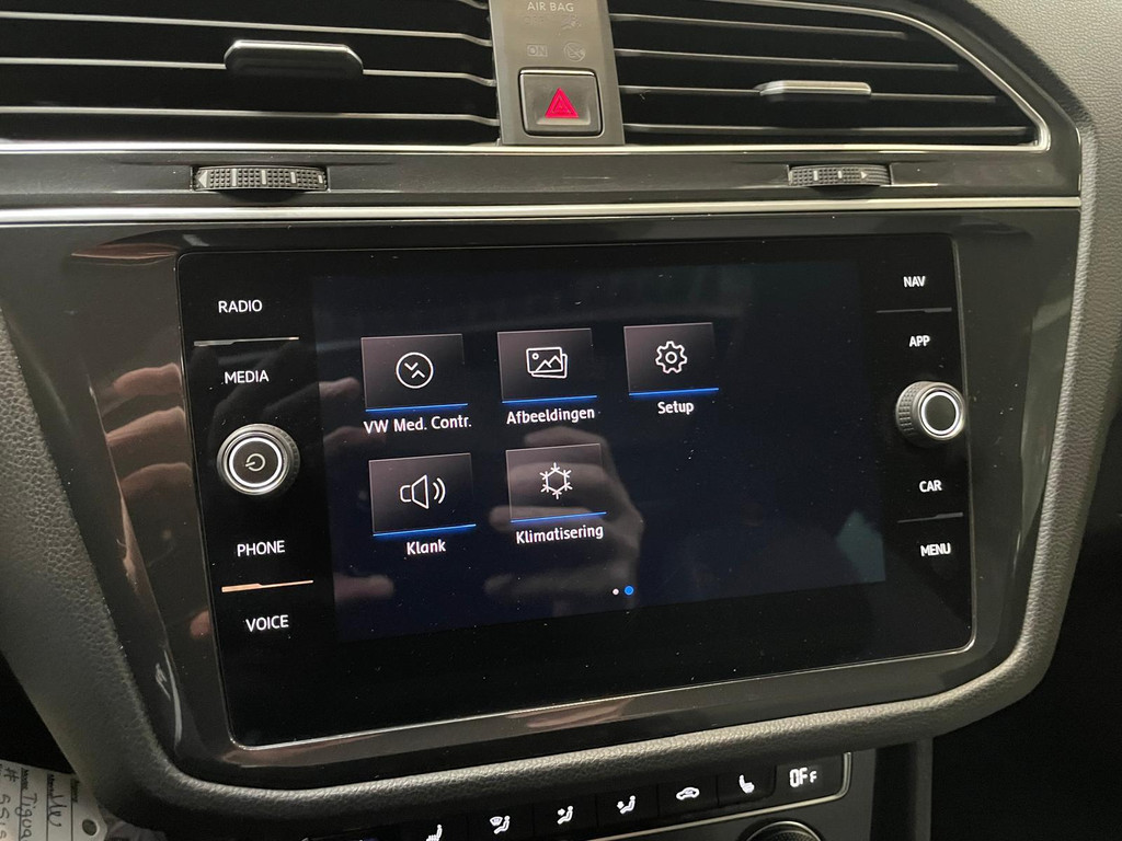 Volkswagen Tiguan 2.0 TSI 4Motion Highline 2x R-LINE PANODAK 52