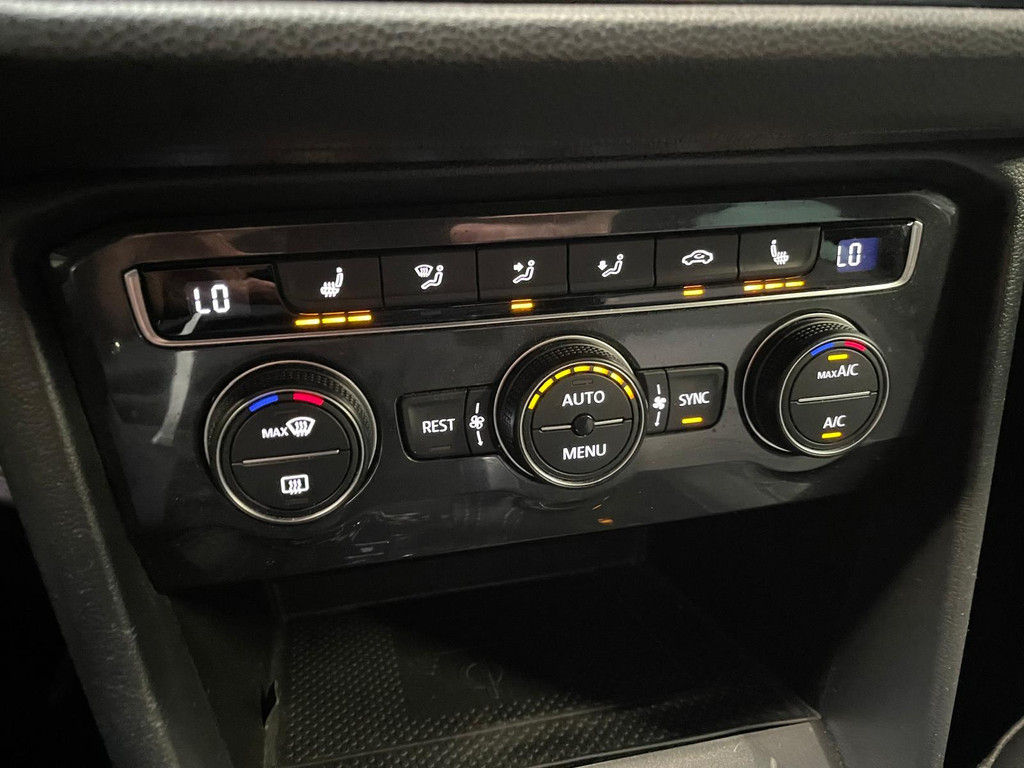 Volkswagen Tiguan 2.0 TSI 4Motion Highline 2x R-LINE PANODAK 53