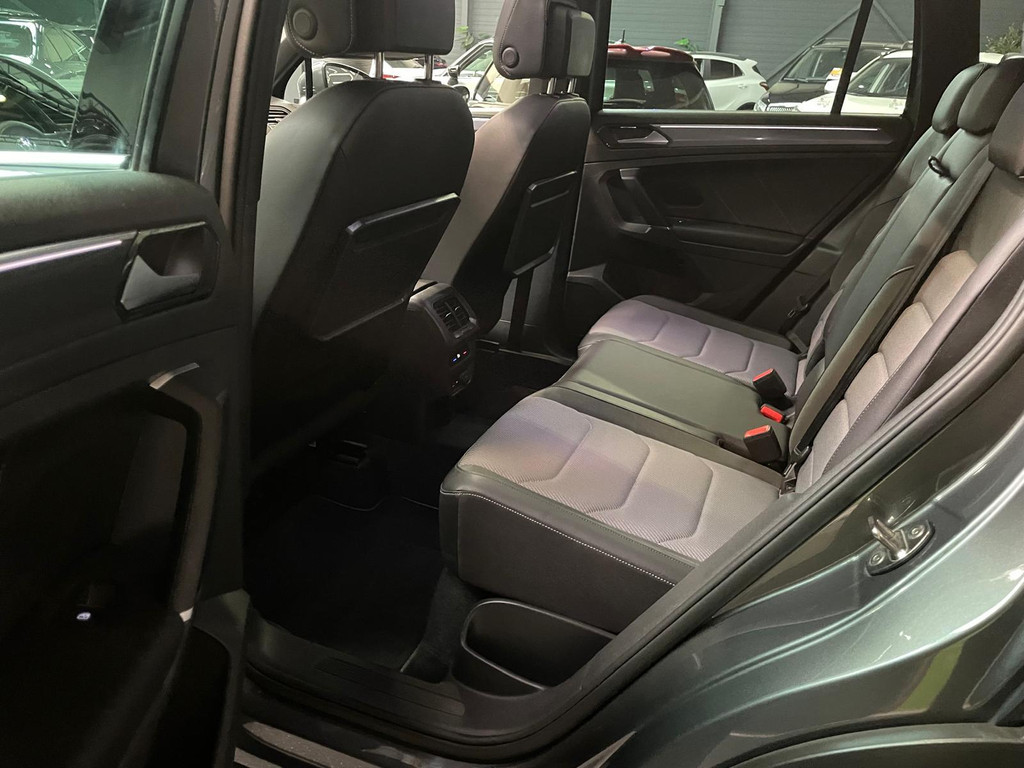 Volkswagen Tiguan 2.0 TSI 4Motion Highline 2x R-LINE PANODAK 62