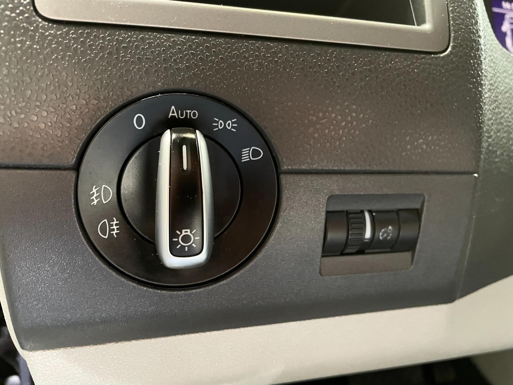 Volkswagen Transporter 2.0 TDI L2H1 DC Comfortline LEER OPEN DAK NAP REVISIE 28