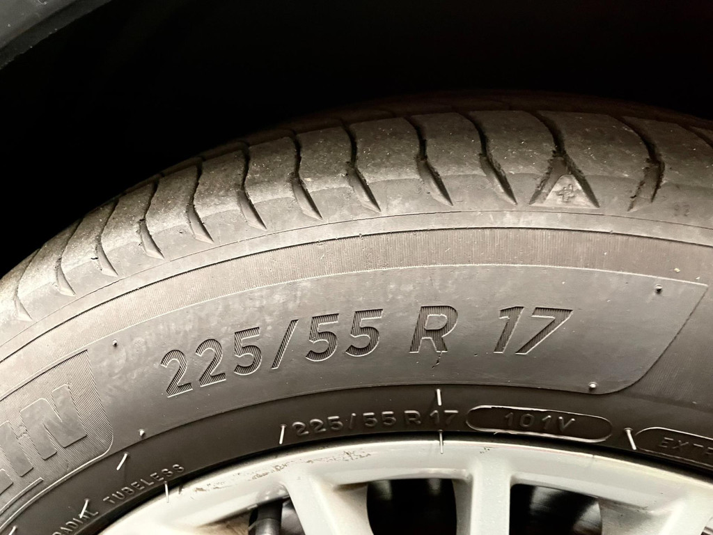 Mercedes-Benz V-klasse 220d Lang DC LEER NAVI 2x SCHUIFD 165 PK 41