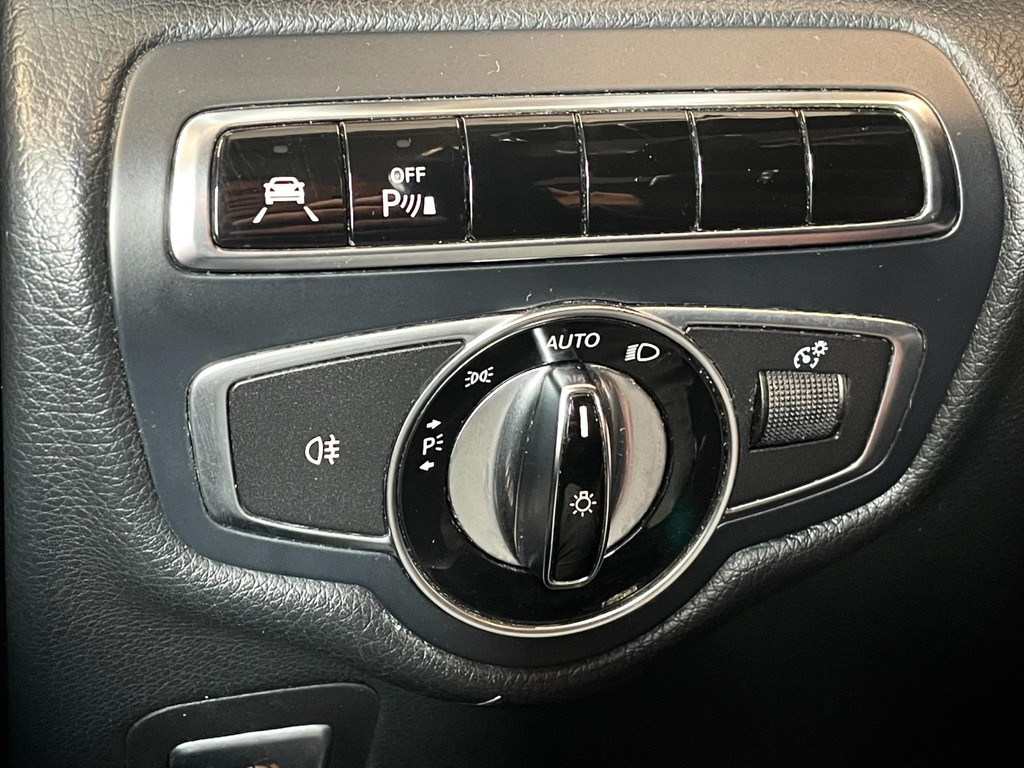 Mercedes-Benz V-klasse 220d Lang DC LEER NAVI 2x SCHUIFD 165 PK 44
