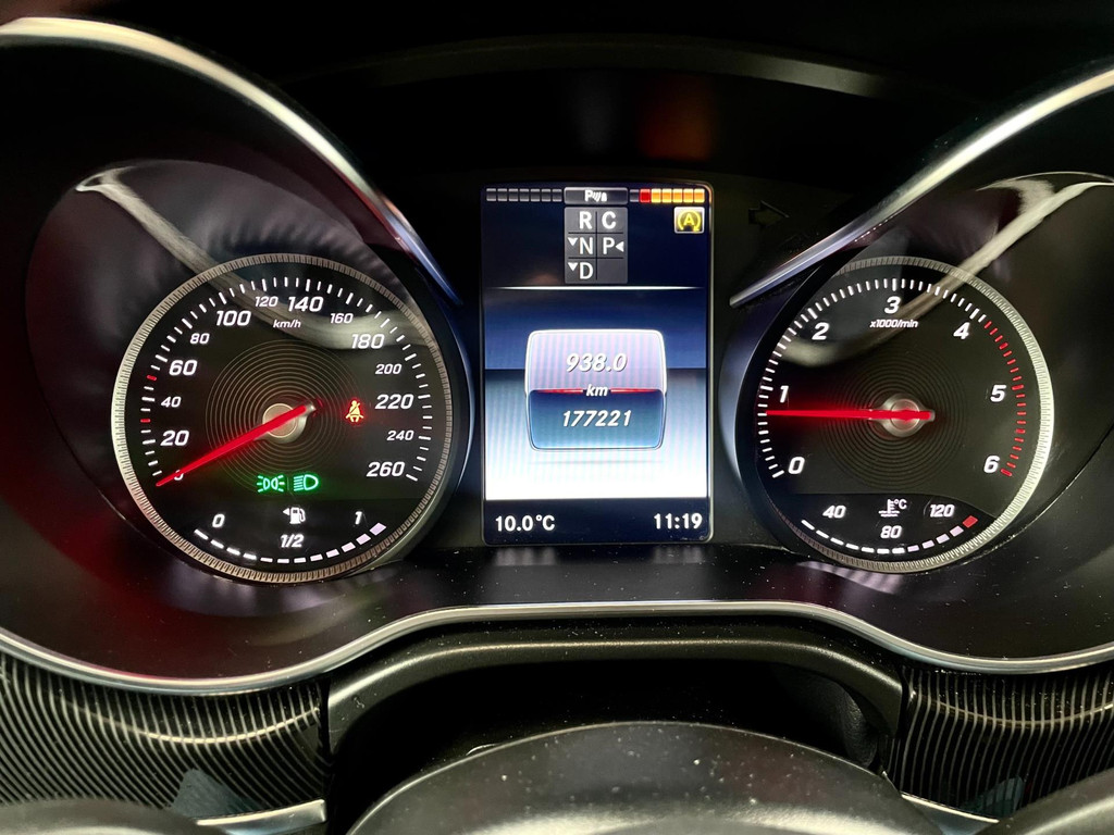 Mercedes-Benz V-klasse 220d Lang DC LEER NAVI 2x SCHUIFD 165 PK 51