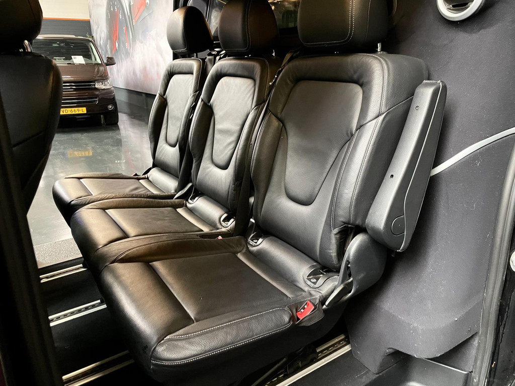 Mercedes-Benz V-klasse 220d Lang DC LEER NAVI 2x SCHUIFD 165 PK 56