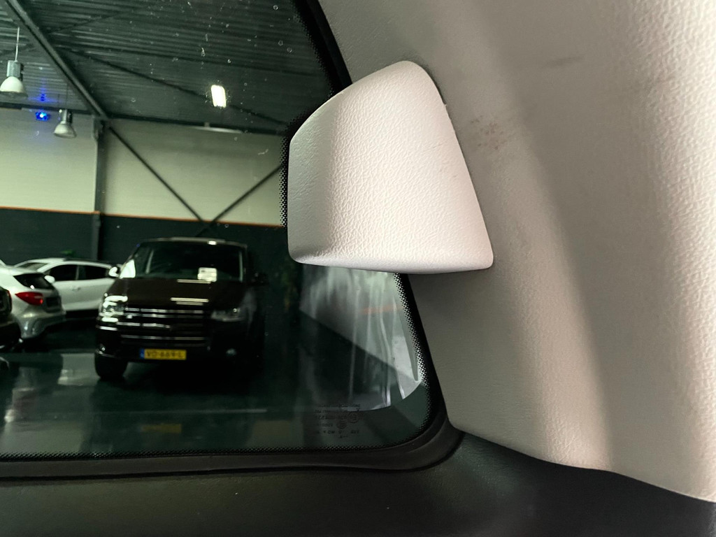 Mercedes-Benz V-klasse 220d Lang DC LEER NAVI 2x SCHUIFD 165 PK 58