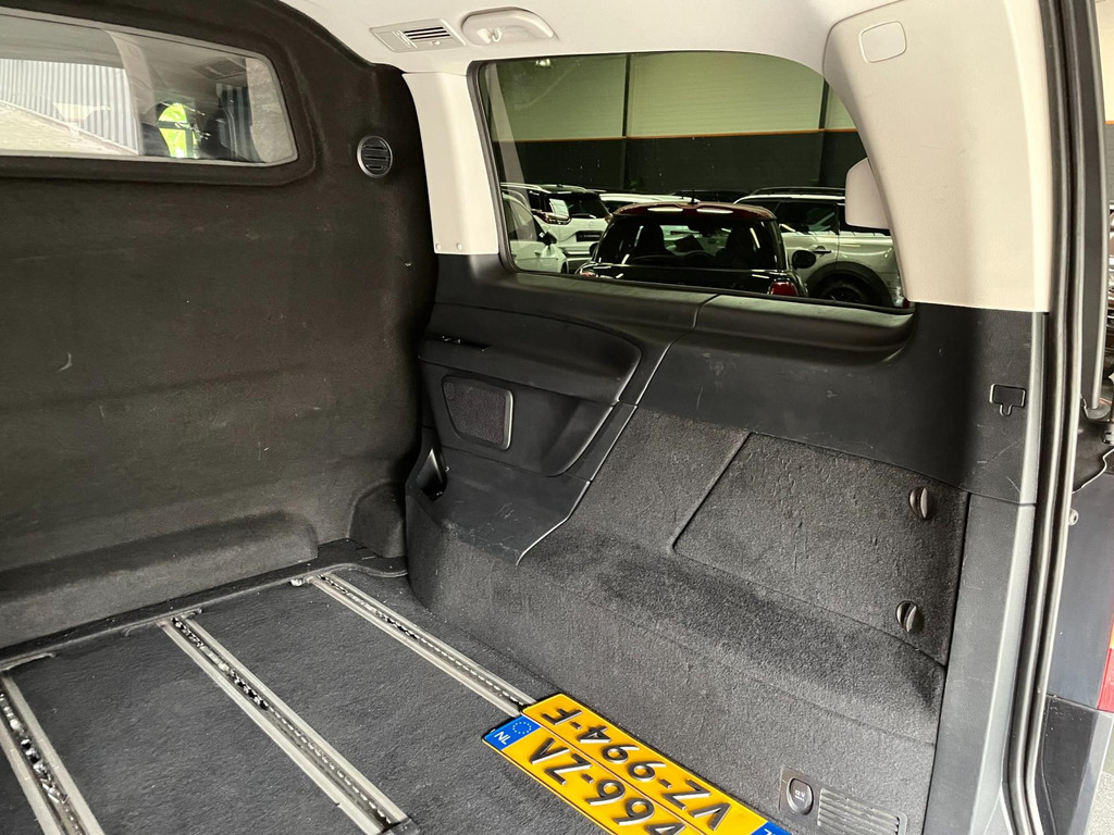 Mercedes-Benz V-klasse 220d Lang DC LEER NAVI 2x SCHUIFD 165 PK 59