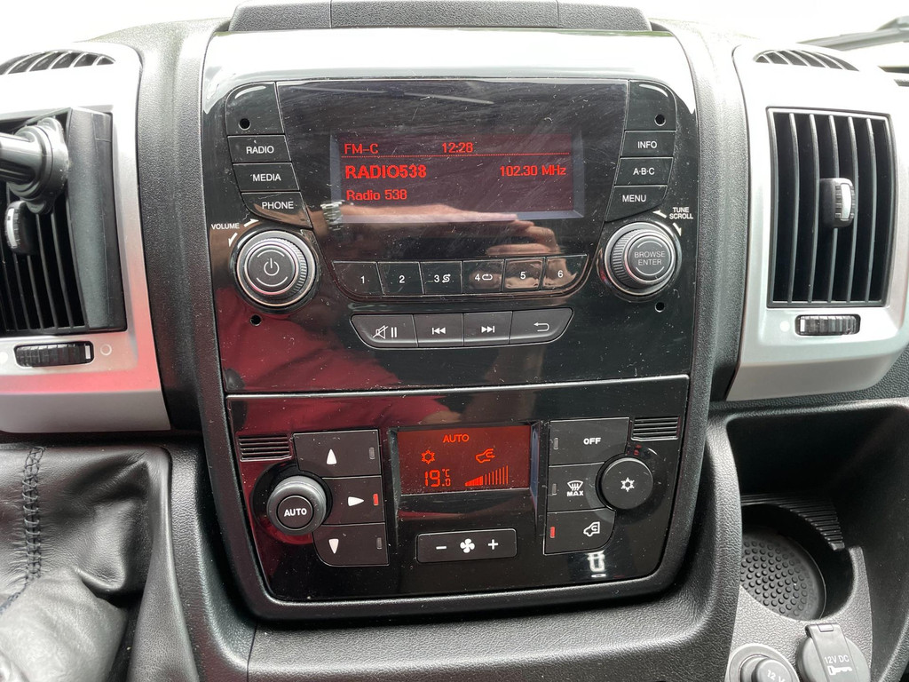Peugeot Boxer 435 2.0 BlueHDI L3 Oprijwagen Tranutec Luchtvering Lier Cruise Control Airco 3 Persoons 13