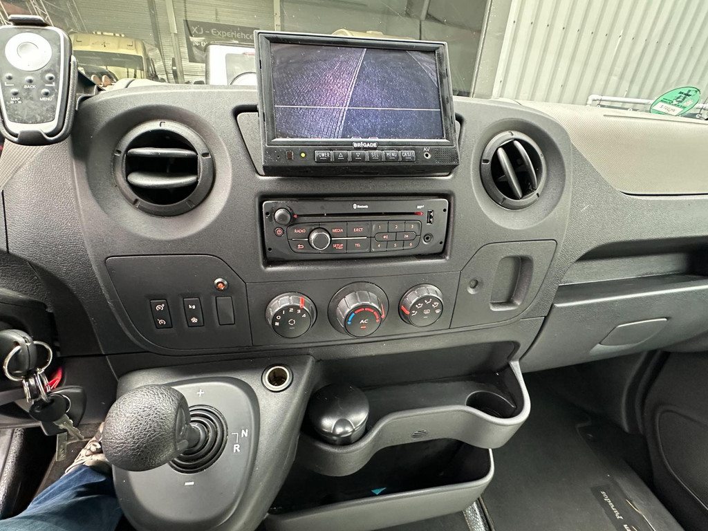 Renault Master T35 2.3 dCi L3H2 Eco 2x AIRCO AUTOMAAT NAVI 32