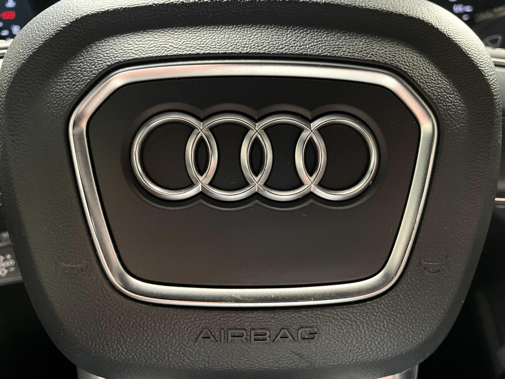 Audi Q5 3.0 TFSI SQ5 quattro Pro Line Plus PANO HUD 44