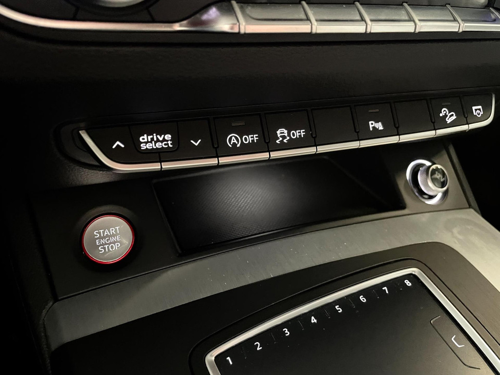 Audi Q5 3.0 TFSI SQ5 quattro Pro Line Plus PANO HUD 55