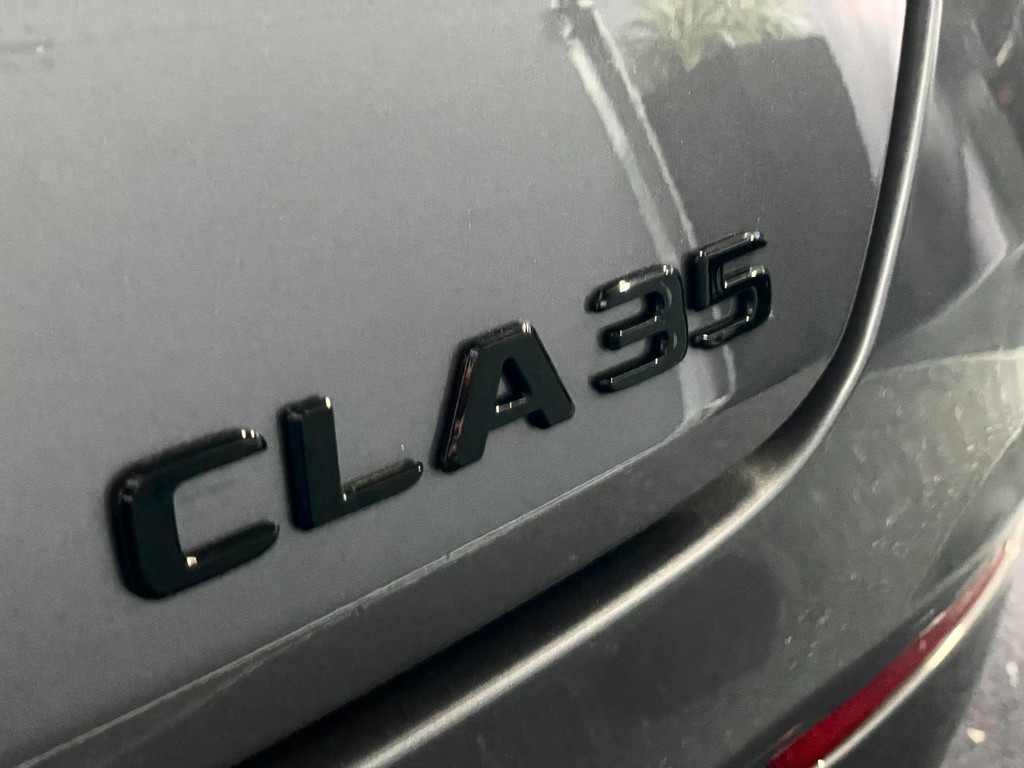 Mercedes-Benz CLA-klasse AMG 35 4MATIC Premium Plus PANO 24