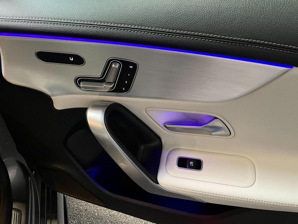 Mercedes-Benz CLA-klasse AMG 35 4MATIC Premium Plus PANO 71