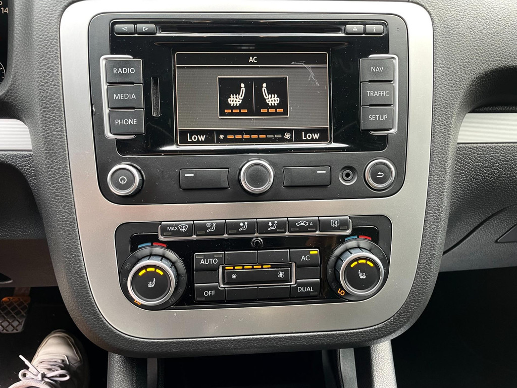 Volkswagen Scirocco 2.0 TSI Highline Plus 250 PK PANO NAVI AIRCO 18