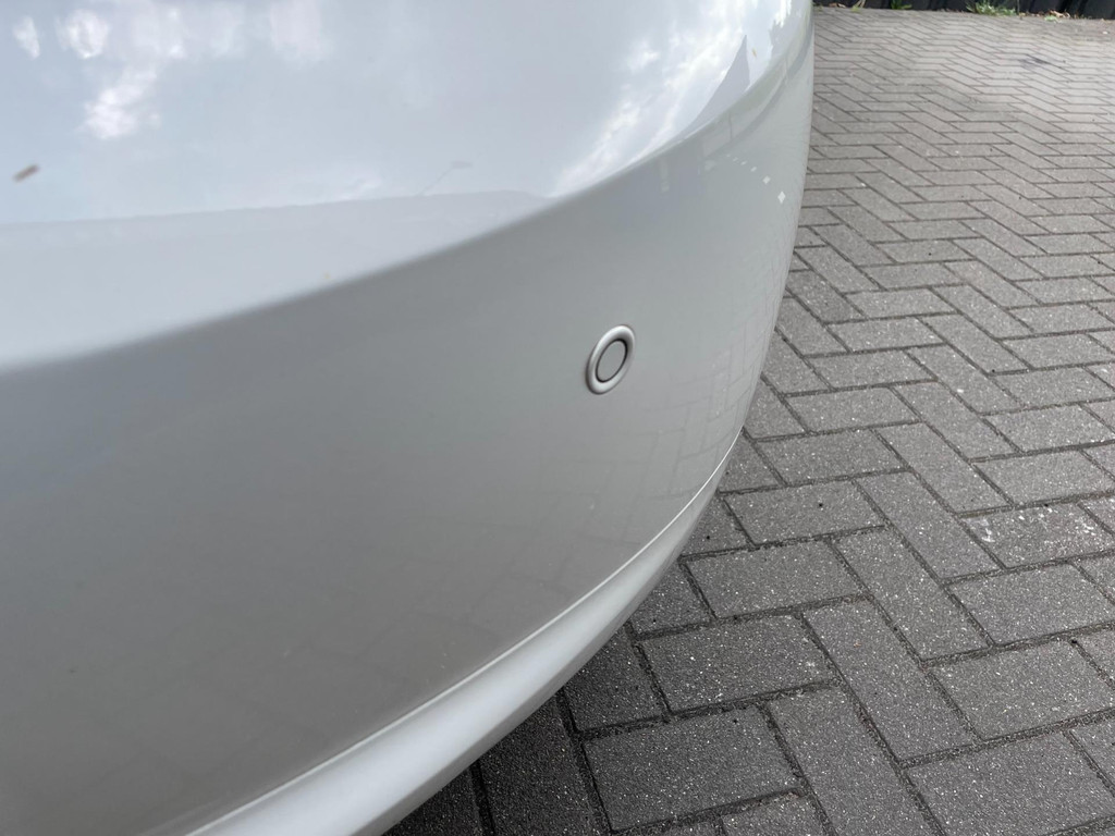 Volkswagen Scirocco 2.0 TSI Highline Plus 250 PK PANO NAVI AIRCO 18