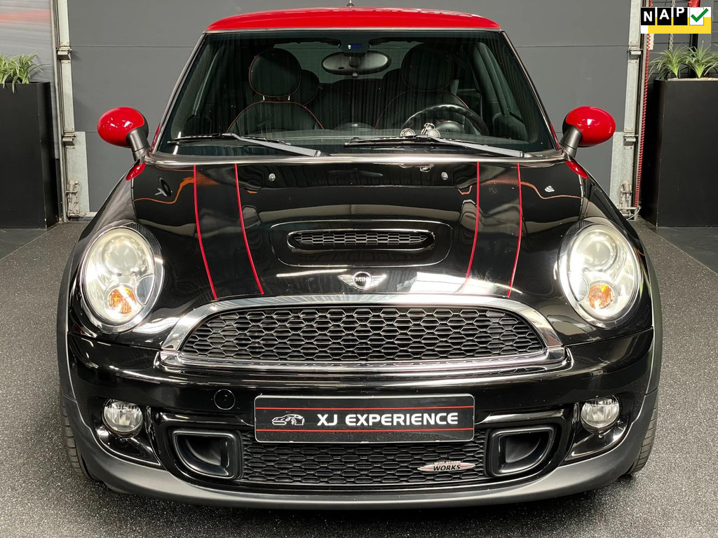 Mini Mini 1.6 John Cooper Works 211 PK 1e eigenaar NAP LEER 0