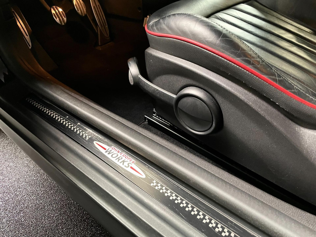 Mini Mini 1.6 John Cooper Works 211 PK 1e eigenaar NAP LEER 26