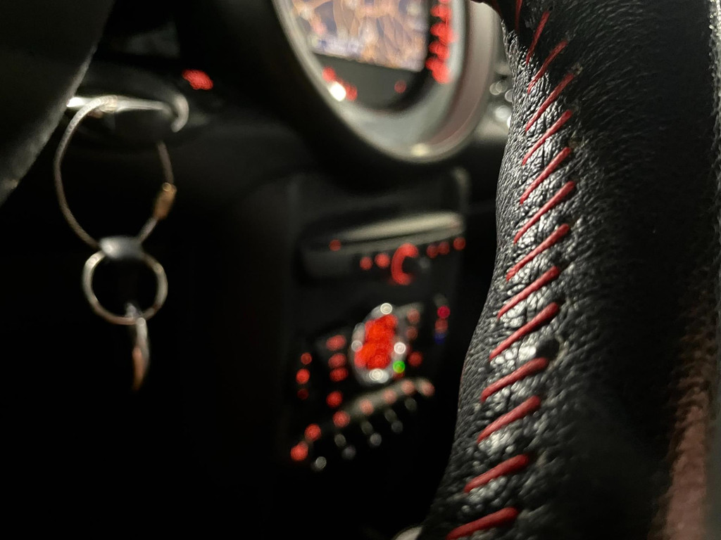 Mini Mini 1.6 John Cooper Works 211 PK 1e eigenaar NAP LEER 31
