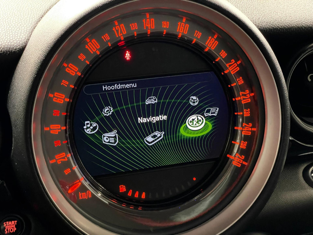 Mini Mini 1.6 John Cooper Works 211 PK 1e eigenaar NAP LEER 38