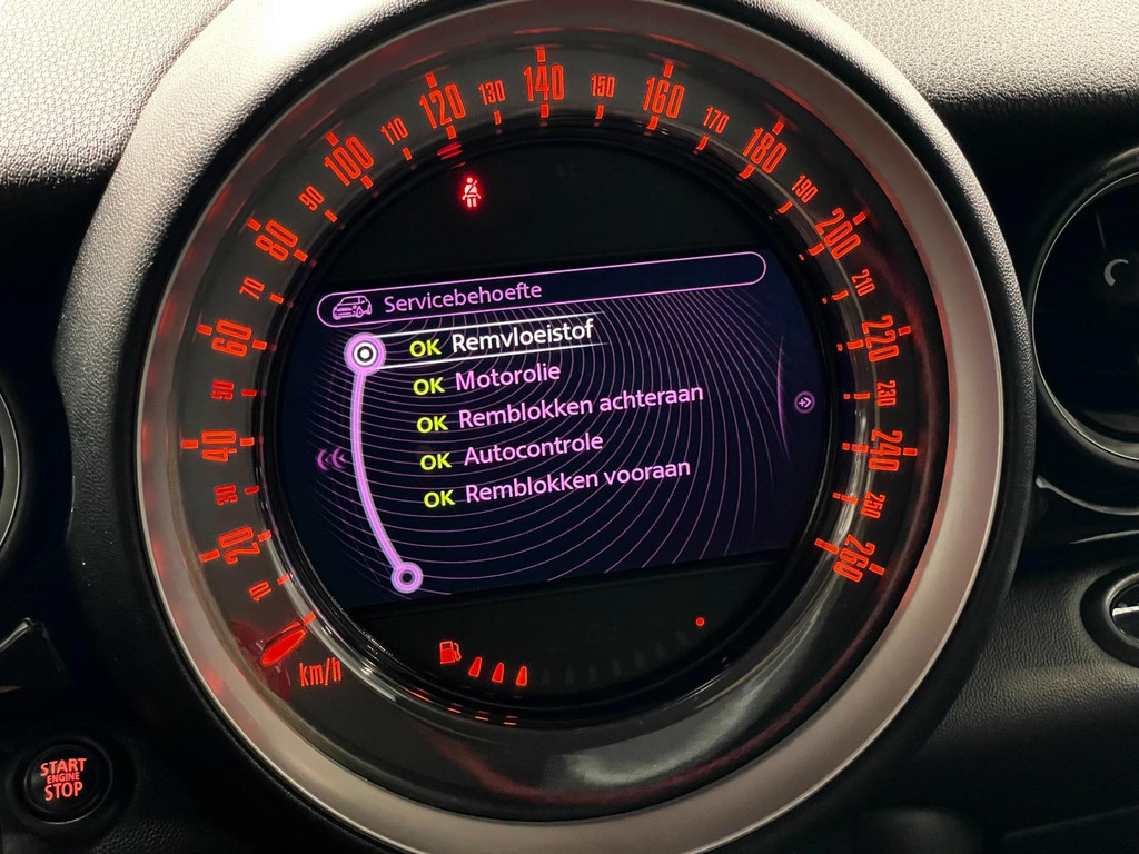 Mini Mini 1.6 John Cooper Works 211 PK 1e eigenaar NAP LEER 43