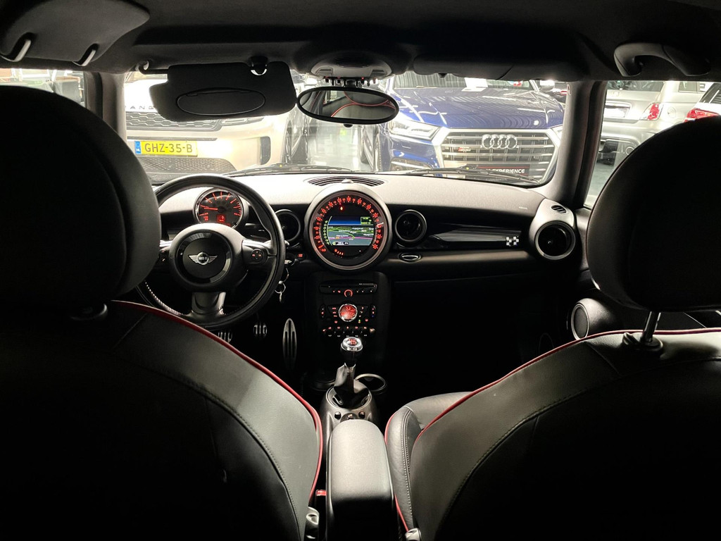Mini Mini 1.6 John Cooper Works 211 PK 1e eigenaar NAP LEER 48