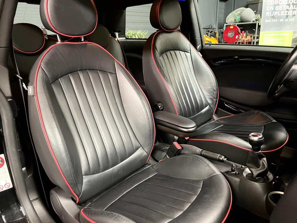 Mini Mini 1.6 John Cooper Works 211 PK 1e eigenaar NAP LEER 52