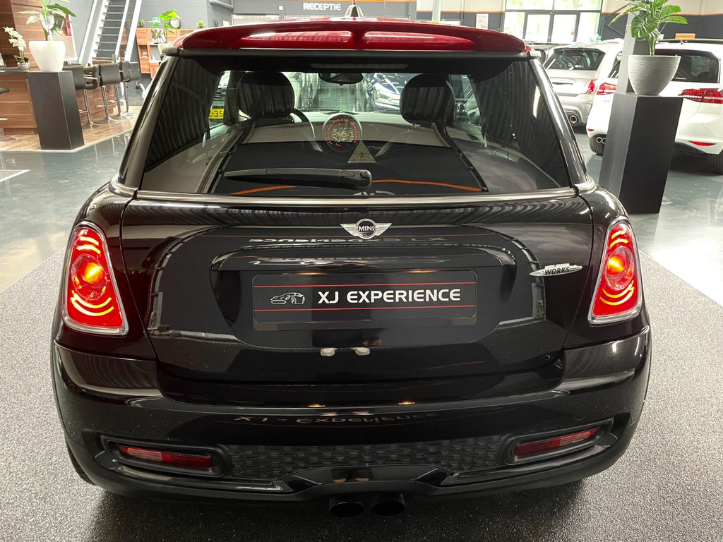 Mini Mini 1.6 John Cooper Works 211 PK 1e eigenaar NAP LEER 9