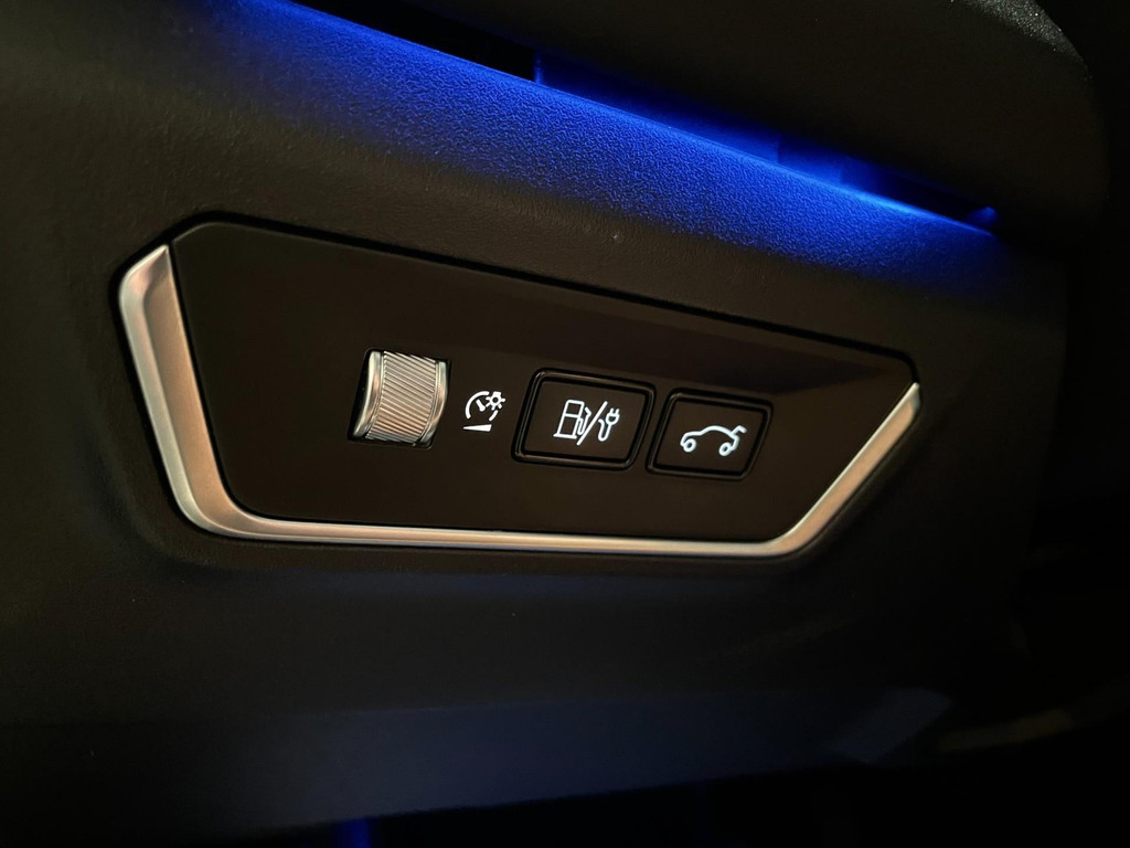Lynk & Co 01 1.5 Panoramadak / 360 cam / ACC / CarPlay / Black Edition / BTW / 261 PK 35