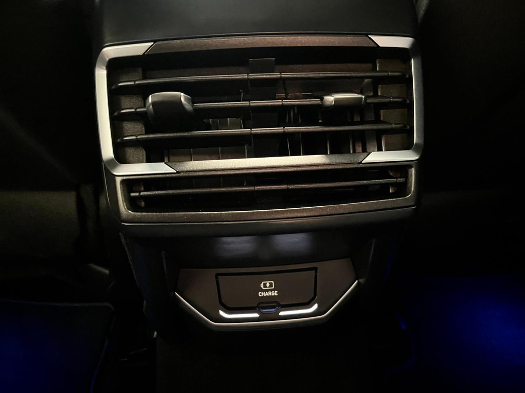 Lynk & Co 01 1.5 Panoramadak / 360 cam / ACC / CarPlay / Black Edition / BTW / 261 PK 77