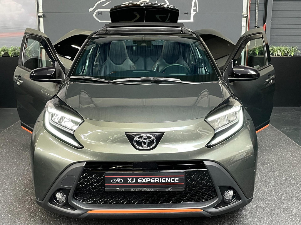 Toyota Aygo X 1.0 VVT-i S-CVT LIMITED NAVY CABRIO CAMERA 6