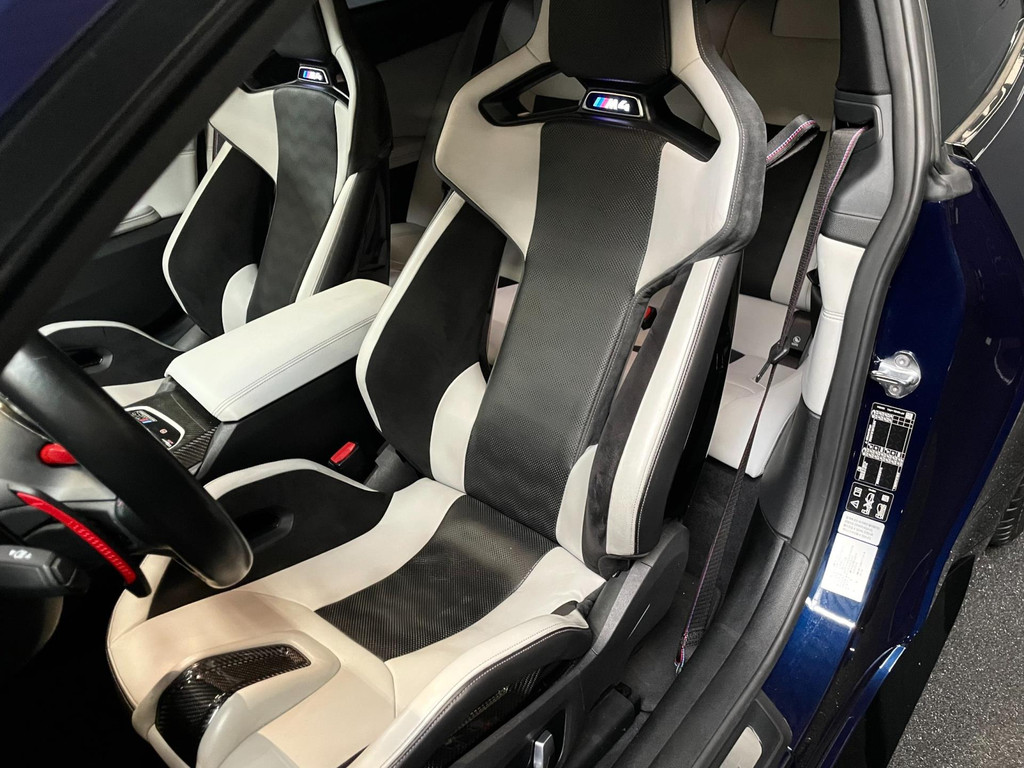 BMW 4-serie Coupé M4 Competition xDRIVE CARBON 43