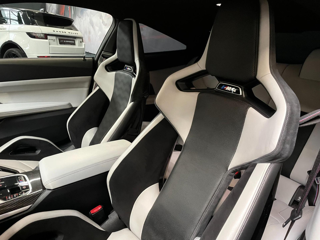 BMW 4-serie Coupé M4 Competition xDRIVE CARBON 52