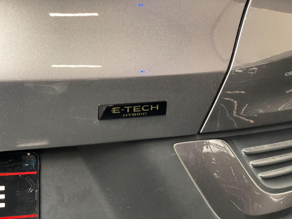 Renault Arkana 1.6 E-Tech hybrid 145 Engineered Incl.BTW PANO NAVI LEER CARPLAY CAMERA BOMVOL! 19