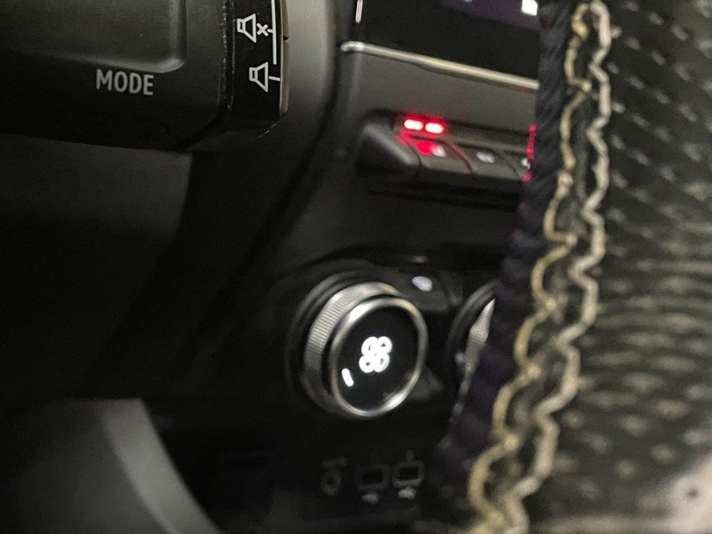 Renault Arkana 1.6 E-Tech hybrid 145 Engineered Incl.BTW PANO NAVI LEER CARPLAY CAMERA BOMVOL! 43