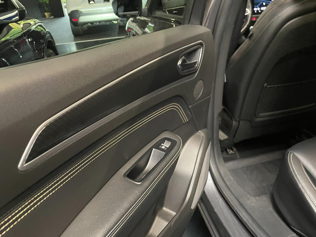 Renault Arkana 1.6 E-Tech hybrid 145 Engineered Incl.BTW PANO NAVI LEER CARPLAY CAMERA BOMVOL! 44
