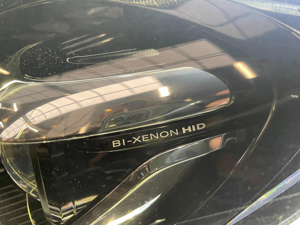 Ford Transit Custom 300 2.0 TDCI L2H1 Limited NAVI LEER AUTOM 12