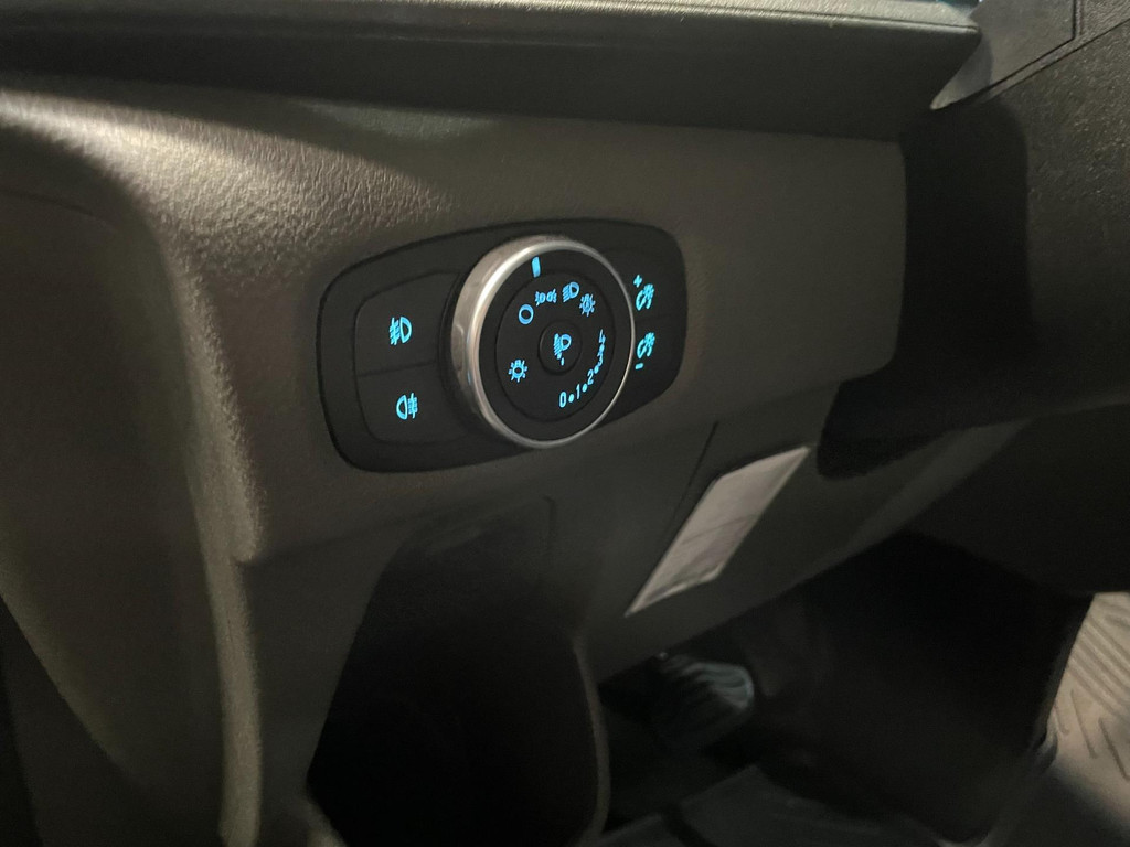 Ford Transit Custom 300 2.0 TDCI L2H1 Limited NAVI LEER AUTOM 30