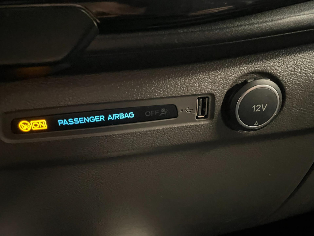 Ford Transit Custom 300 2.0 TDCI L2H1 Limited NAVI LEER AUTOM 39