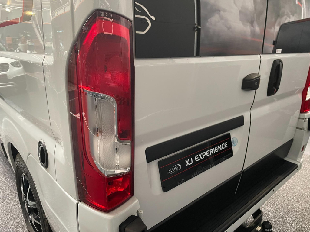 Roller team LIVINGSTONE 5 ADB1 Fiat Ducato - Airco / Luifel / Standkachel / 185 PK / Top onderhouden 32