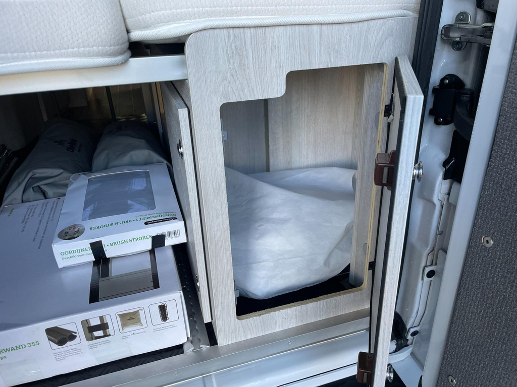 Roller team LIVINGSTONE 5 ADB1 Fiat Ducato - Airco / Luifel / Standkachel / 185 PK / Top onderhouden 42