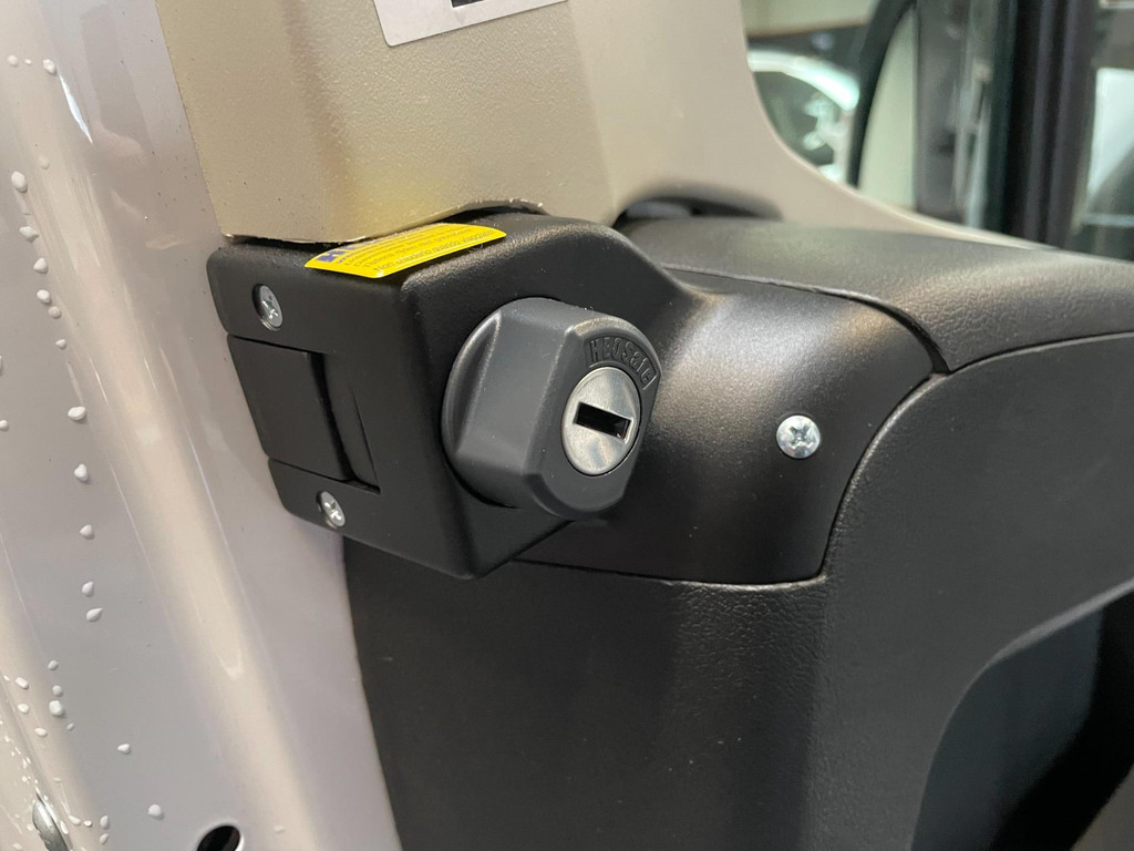 Roller team LIVINGSTONE 5 ADB1 Fiat Ducato - Airco / Luifel / Standkachel / 185 PK / Top onderhouden 48